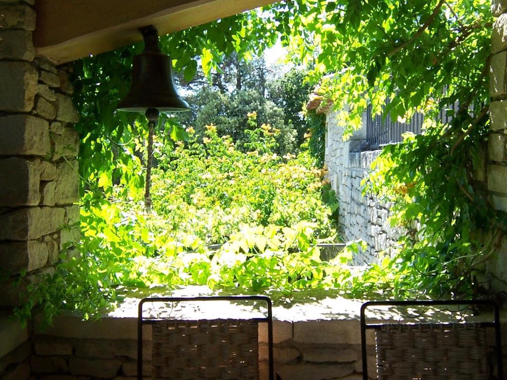 Lou Granos Bed and Breakfast Gordes Εξωτερικό φωτογραφία