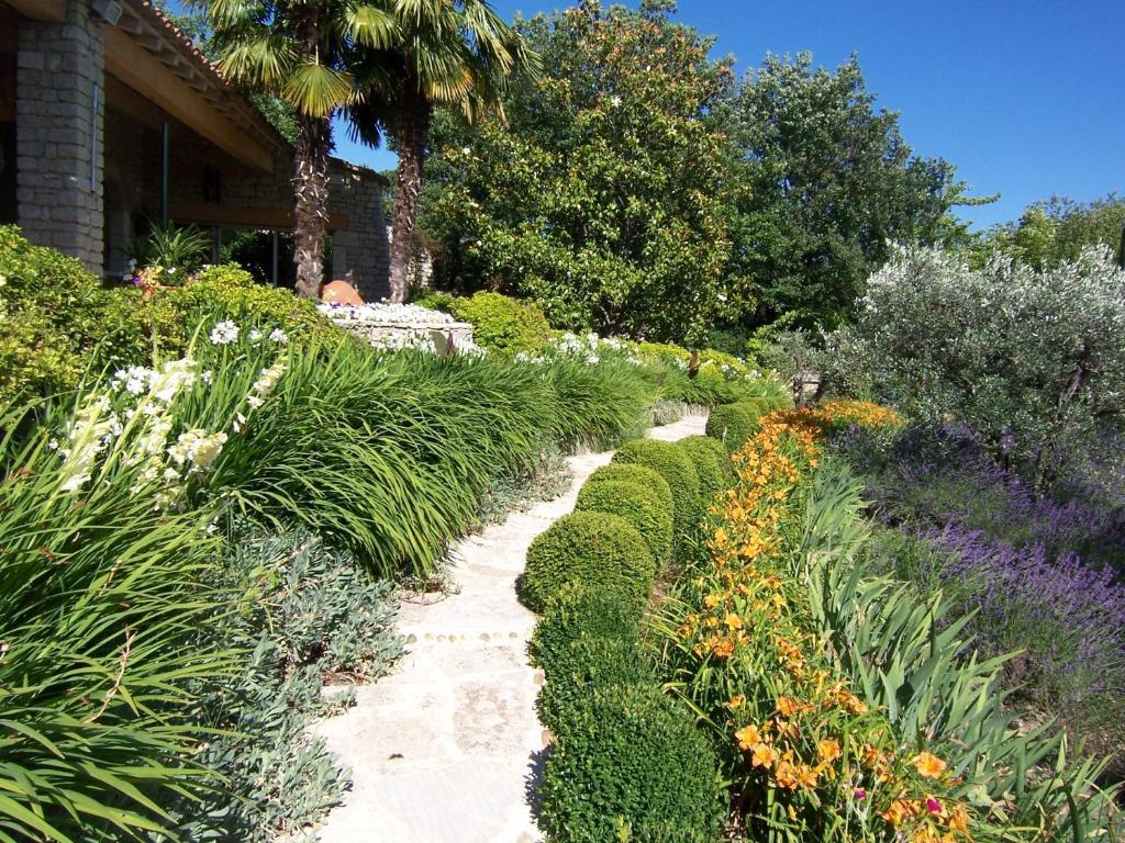 Lou Granos Bed and Breakfast Gordes Δωμάτιο φωτογραφία
