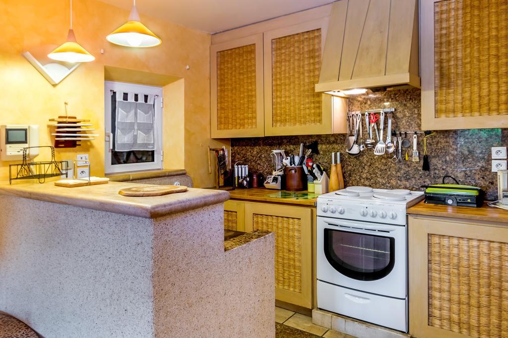 Lou Granos Bed and Breakfast Gordes Εξωτερικό φωτογραφία